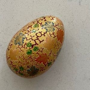 Golden Lacquered Egg Trinket Box